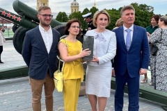 В День социального работника присуждена премия Правительства Санкт‑Петербурга «Лучший работник учреждения социального обслуживания населения» сотруднику Центра социальной помощи семье и детям Калининского района - Боргомотову Вячеславу Андреевичу.