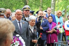 Представители администрации и Совета ветеранов Калининского района побывали в Лычково