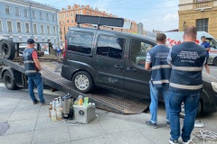 Рейд по пресечению фактов продажи товаров в неустановленных местах проведен в центре Петербурга