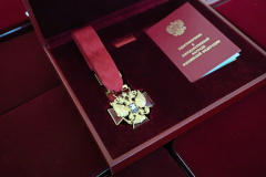 Петербургским преподавателям, учёным, медикам и деятелям культуры вручены государственные награды и поощрения Президента России