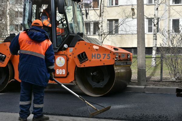 В Кировском районе начинается ремонт дорог и тротуаров