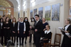 В Павловской гимназии открыли памятную доску, посвященную Николаю Гумилеву