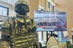 Акционерное общество «НПО «Спецматериалов» представили средства индивидуальной и коллективной бронезащиты на выставке перед отчетом главы администрации