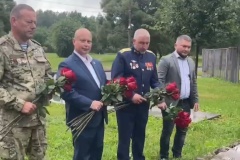 Глава администрации Михаил Асташкевич поздравил ветеранов и воинов Воздушно-десантных войск с 95-летием ВДВ