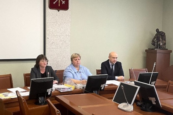 В прошлом году Управление социального питания в Адмиралтейском районе проверило 34 образовательные организации, в том числе 14 школ