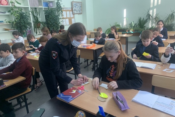 Внимание-дети! Как стать заметнее?