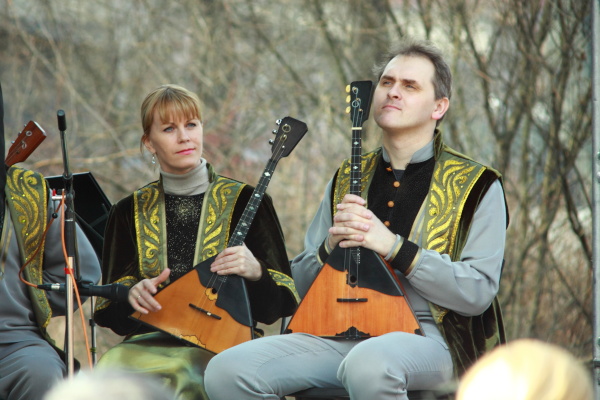 Открытие Пасхального Фестиваля в Митрополичьем саду Александро-Невской Лавры 12 апреля 2015 года