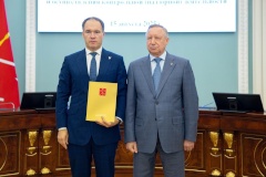 Губернатор Петербурга Александр Беглов поблагодарил руководителей ИОГВ за успешное выполнение национальных проектов в 2019 - 2024 годах