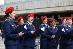 На станции метро «Ладожская» прошёл праздничный спектакль-концерт «Память поколений», приуроченный ко Дню Победы