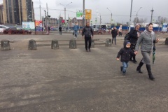 Пешеходный переход к ст.м. «Парнас» сделают более удобным и безопасным для пешеходов и маломобильных групп населения