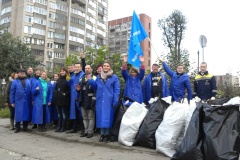 Сотрудники Морского порта Санкт‑Петербург очистили Путиловскую набережную на Канонерском острове