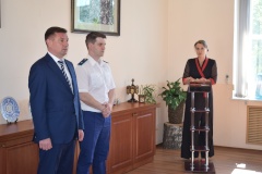 Пять оставшихся без попечения родителей молодых жителей Невского района получили благоустроенные квартиры