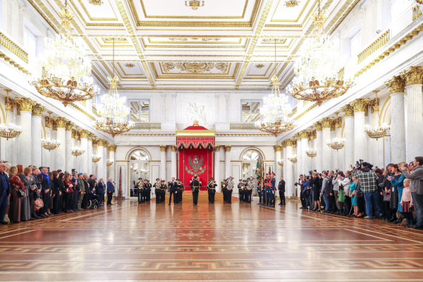 Торжественная церемония, посвящённая Дню Героев Отечества и Дню Святого Георгия Победоносца