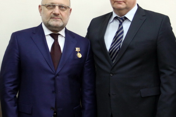 Рабочая встреча с с министром Чеченской Республики по национальной политике, внешним связям, печати и информации Джамбулатом Умаровым
