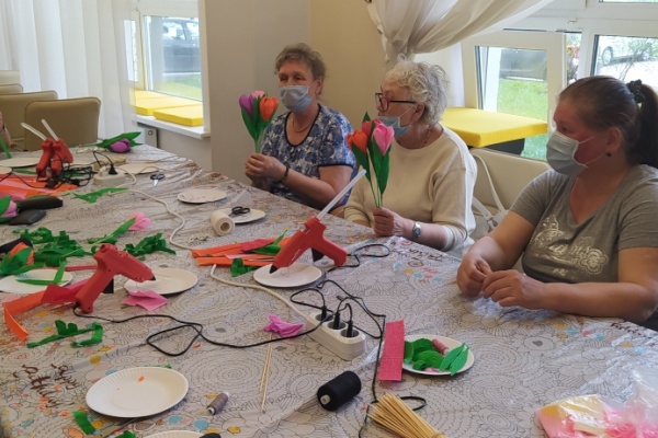 В Центральной районной библиотеке состоялся мастер-класс «Цветочный бум»