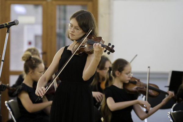 Концерт камерного оркестра детской школы искусств им. Мравинского