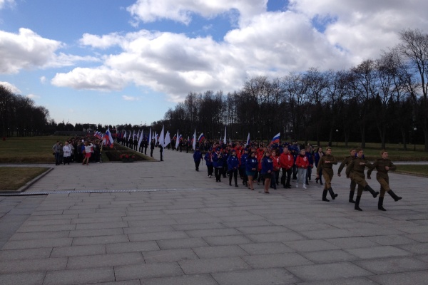 «Памяти павших будьте достойны»