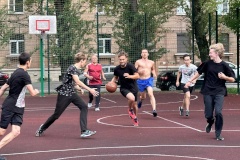 На спортивной площадке по адресу Московский пр., д. 202 прошёл праздник двора, посвящённый Дню молодёжи
