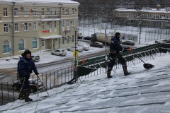 В Курортном районе ежедневно осуществляется контроль за уборкой территории