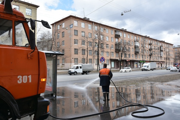 В Кировском районе продолжается месячник по благоустройству