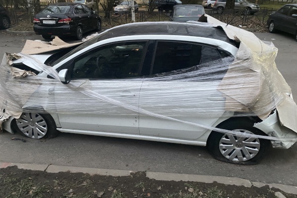 Администрация Красносельского района Санкт‑Петербурга уведомляет о выявлении разукомплектованного транспортного средства