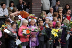 Торжественные линейки, посвященные Дню знаний, прошли в школах Курортного района