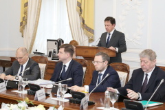 Установлены нормативы цен выкупа детских садиков и школ у застройщиков