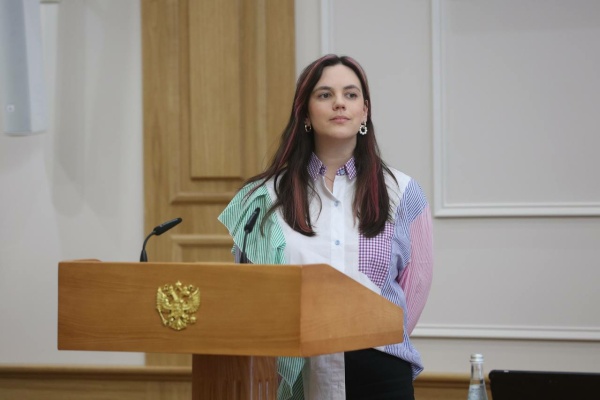 Петербурженка Алина Ращупкина приняла участие во встрече с Председателем Совета Федерации Валентиной Матвиенко