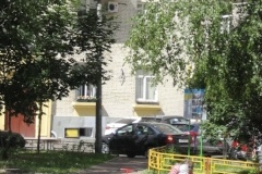 СПб ГУП «Ленсвет» устанавливает освещение на детских площадках