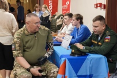 Более 70% участников ярмарки вакансий «Работа для СВОих» приглашены на повторные собеседования для дальнейшего трудоустройства