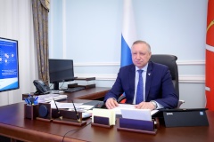 Александр Беглов: Петербург вводит новые меры поддержки многодетных семей и материнства
