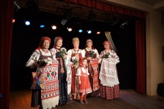 В Доме культуры «Рыбацкий» (Рыбацкий пр., дом 2) состоялась культурологическая программа с участием фольклорного ансамбля «Заря – Заряница» - «Свадебные обряды на Руси».