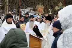 В Курортном районе православные верующие отмечают Крещение Господне