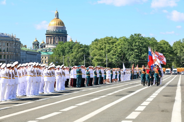 Торжественная церемония выпуска воспитанников и воспитанниц довузовских образовательных учреждений Минобороны России