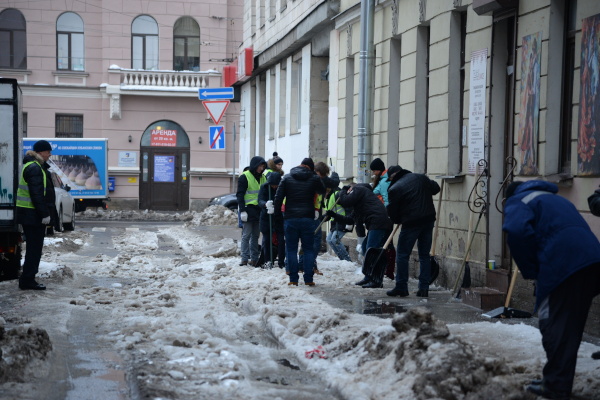Большой субботник прошел на Петроградской стороне