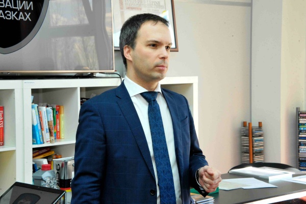 Пресс-тур на производство высокотехнологичных смазочных материалов для техники и бытового назначения 