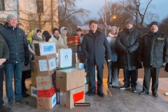 Курортный район отправил в Мариуполь гуманитарную помощь