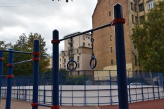 В Центральном районе отремонтировали многофункциональную спортивную площадку