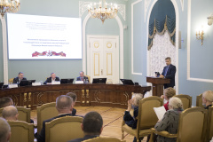 Губернатор обсудил с ветеранами программу празднования Дня Победы