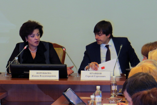 22 ноября – Сергей Кравцов встретился с петербургскими организаторами ЕГЭ