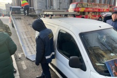 «Место встречи – Исаакиевская площадь»: Специалисты Комитета устранили нелегальную кофейню на колесах