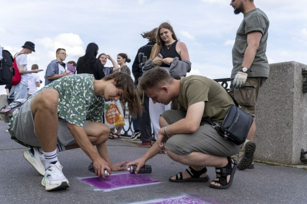 В Петербурге прошла традиционная акция «Синяя птица — безопасная территория»