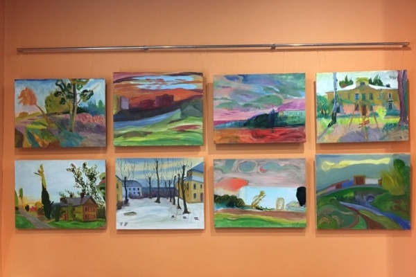 Фрунзенцев ждут на выставке "Купчино такое цветное"