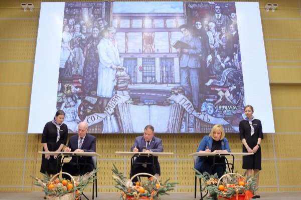 Торжественное открытие читальных залов в новом здании архивного центра