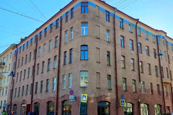 Почти тысяча видов работ по капитальному ремонту домов Петербурга уже завершены или находятся в высокой степени готовности