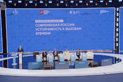 Социальную поддержку на постоянной основе получает почти каждый второй житель Петербурга