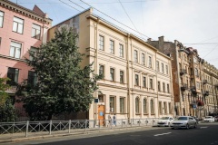 Временно исполняющий обязанности главы администрации Центрального района Максим Романцов с рабочим визитом посетил Спортивную школу Олимпийского резерва № 1