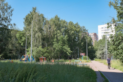 В Калининском районе работы по реконструкции наружного освещения  в квартале 49 вышли на финальный этап