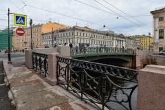 Под Зеленым мостом начинаются работы по укреплению дна реки Мойки