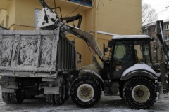 ЖКС № 1: на уборку снега вышли 268 дворников
